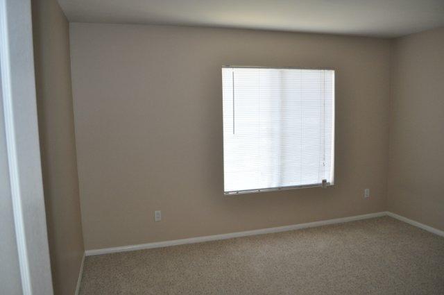 Building Photo - 7190 Shoreline Dr