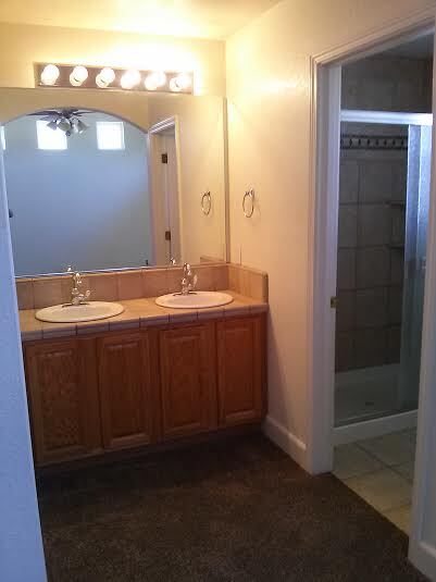 Building Photo - 604 Westwinds Dr