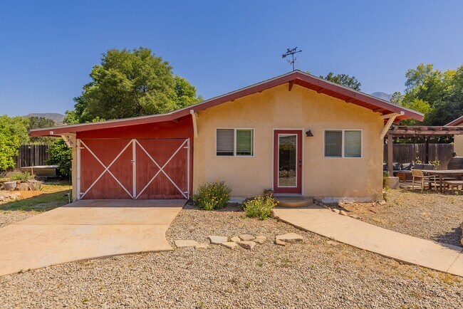 Building Photo - Upper Ojai Country Charmer w/Granny Flat