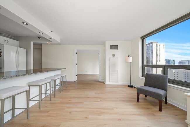 Building Photo - 440 N Wabash Ave