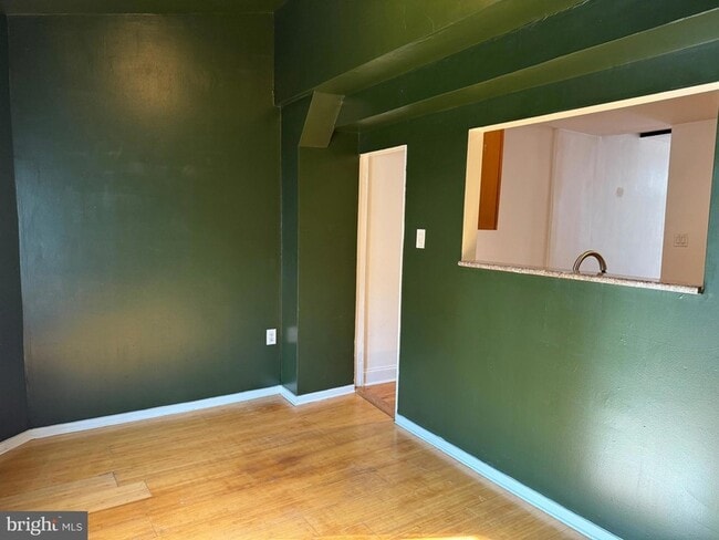 Building Photo - 733 N Bucknell St