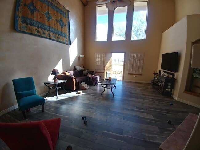 Building Photo - 438 Desert Lakes Rd