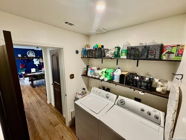 Building Photo - 7319 Turnbow