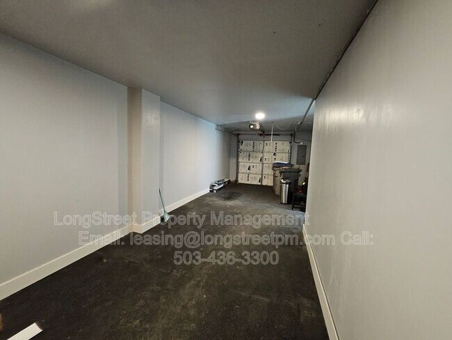 Building Photo - 13135 SW Raptor Pl