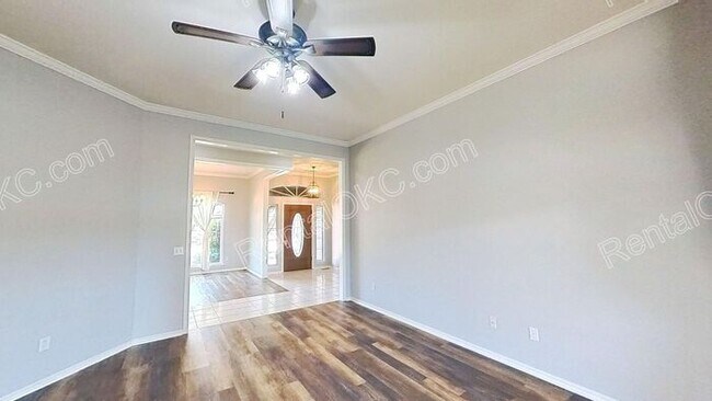 Building Photo - Spacious Edmond 4-Bed, 3-Bath Home with Storm Shelter