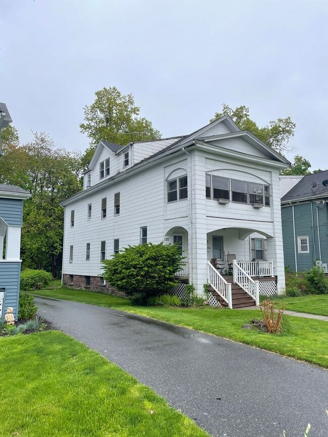 Primary Photo - 120 Maplewood Ave