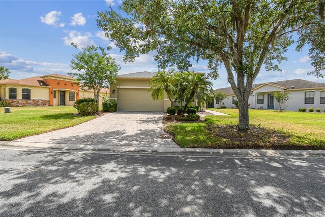 Building Photo - 829 Grand Canal Dr