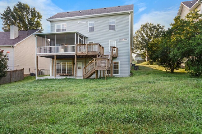 Building Photo - 114 Waters Edge Ln