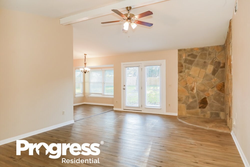 Building Photo - 2911 Justin Ct