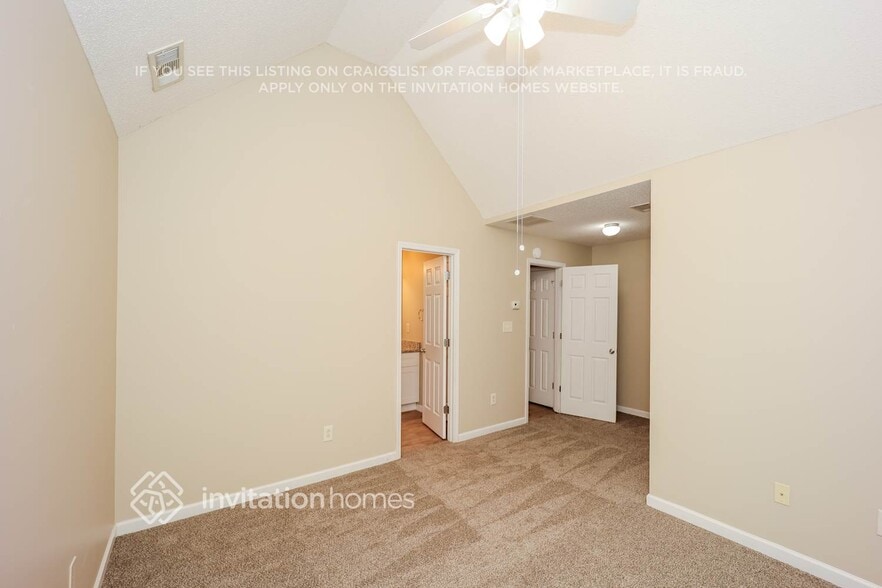 Building Photo - 220 Brookwood Cove