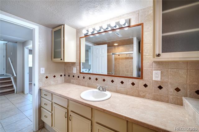 Building Photo - 6714 Hampton Dr