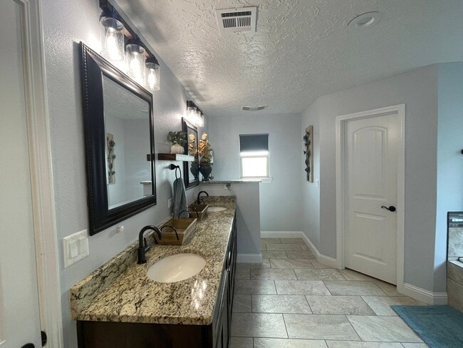 Building Photo - 2512 Joes Lane, Clovis NM