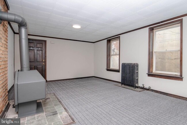 Building Photo - 2522 Madison Ave