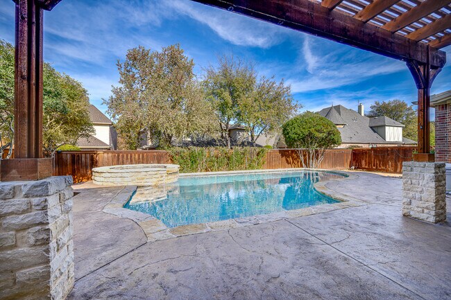 Building Photo - 3416 Ballard Dr