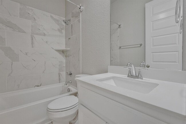 Building Photo - 1910 Graham Wy