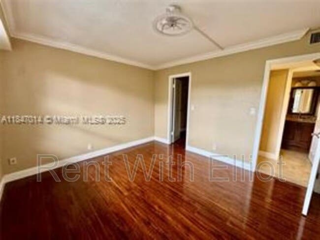 Building Photo - 3100 W Rolling Hills Cir