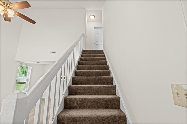 Building Photo - 3523-3525 Prescott Dr.