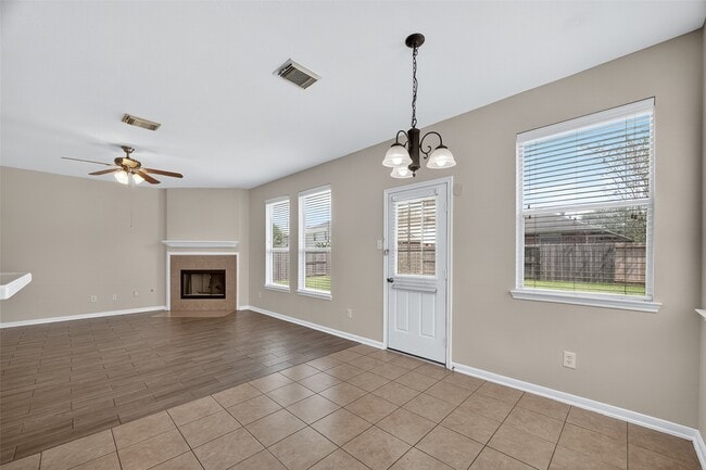 Building Photo - 2711 Shallow Falls Ct