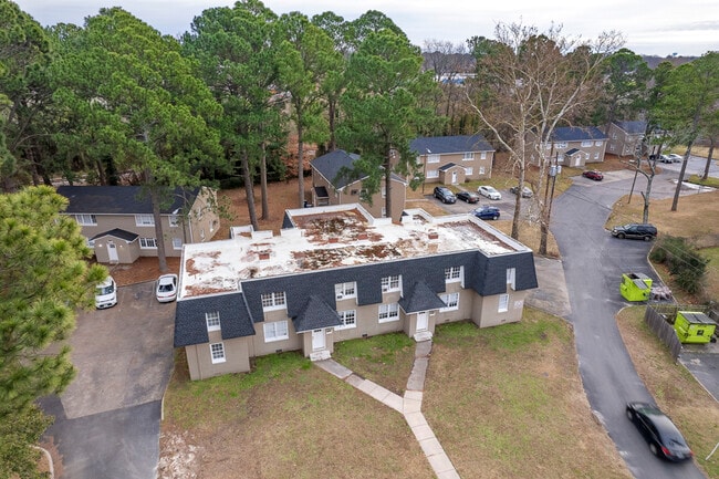 Building Photo - Sunnybrook Apartments