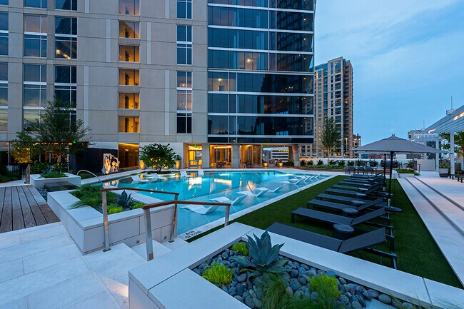 Building Photo - 2-Bedroom Haven: Luxury Living, Modern Con...