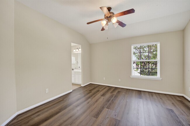 Building Photo - 6826 Sorrelwood Ln