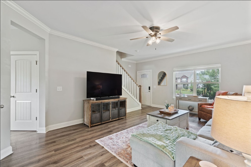Building Photo - 1122 Cotillion Dr
