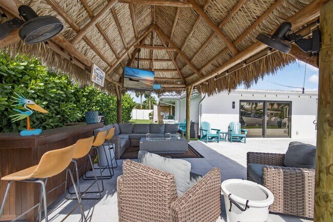 Building Photo - 12 Leeward Cir