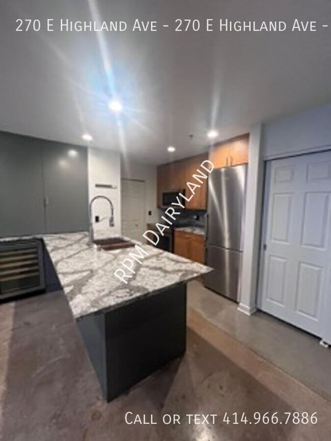 Building Photo - 270 E Highland Ave