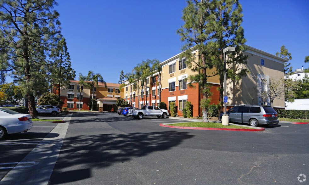 Furnished Studio - Glendale - Glendale, CA | Apartment Finder