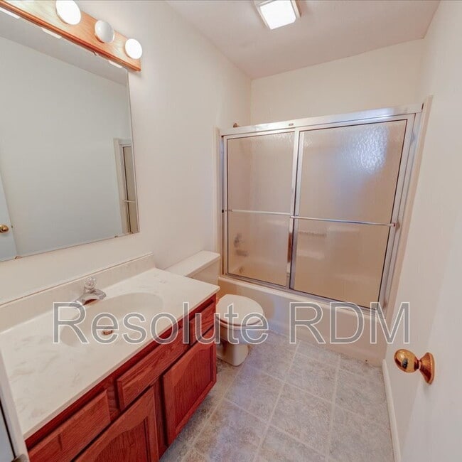 Building Photo - 12001 E 300 S