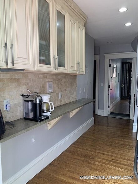 Building Photo - 1 Wigglesworth St