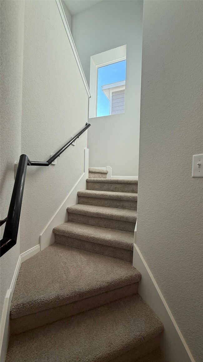 Building Photo - 2340 Mooneye Ct