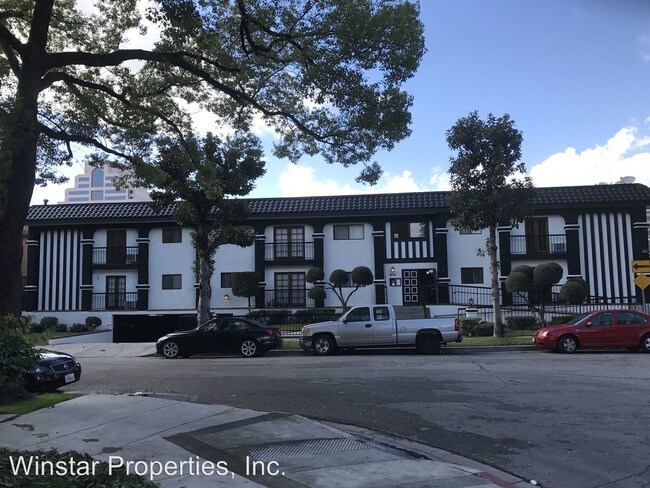 Building Photo - 625 N Kenwood St