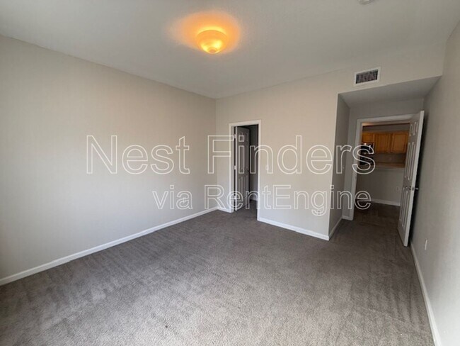 Building Photo - 10075 Gate Pkwy N