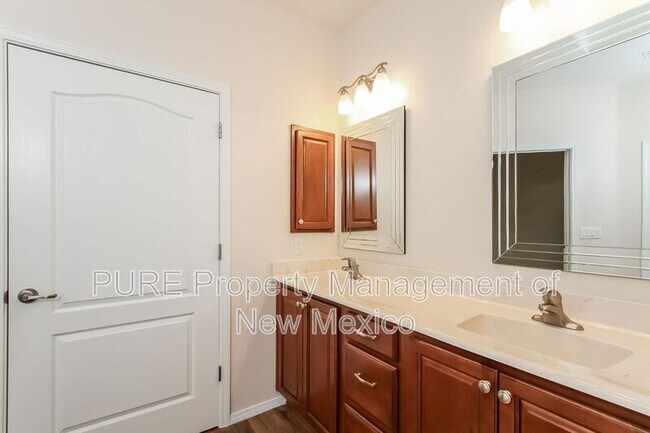 Building Photo - 978 Prairie Zinnia Dr