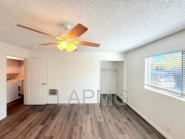 Building Photo - 2506-2508 Norfolk Street