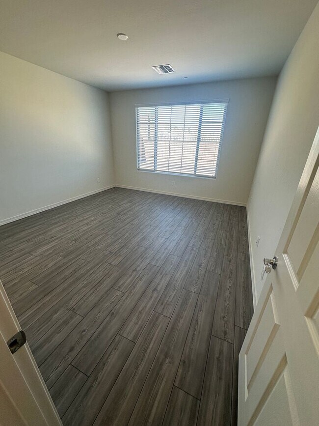 Building Photo - BRAND NEW ++ 2026 BUILT PEORIA HOME ++ 4 BED + DEN, 3 BATH ++ POOL