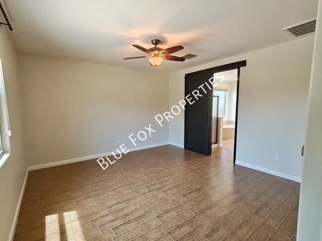 Building Photo - 11718 N Key Lime Pl