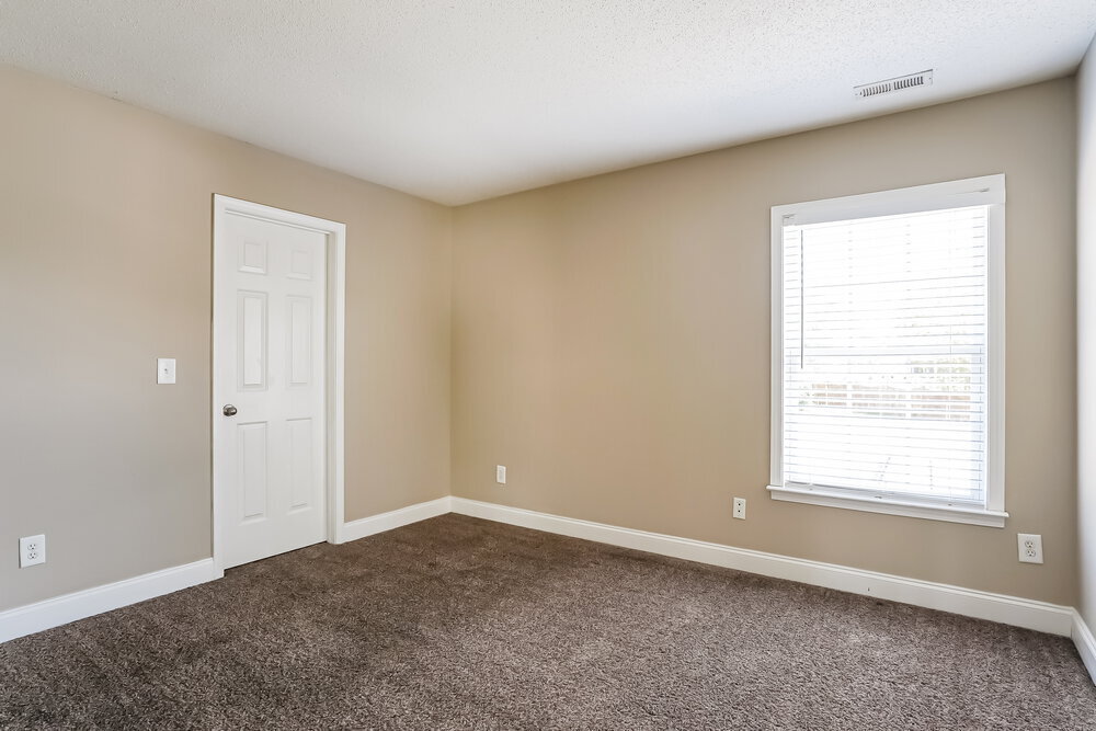 Building Photo - 124 Sleeper Car Ln