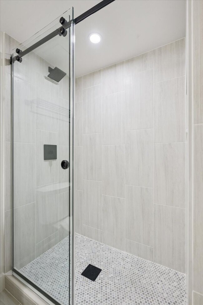 Building Photo - Bright, Modern Home on a Spacious Lot in a...
