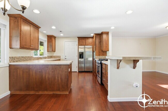 Building Photo - 2409 SE 139th Ave