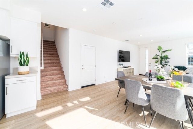 Building Photo - 11037 Serene Dr