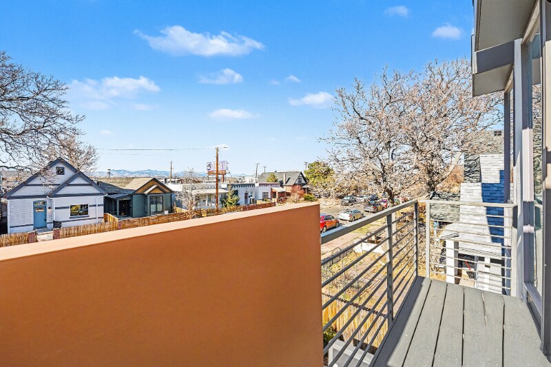 Building Photo - 232 Inca St