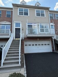 Building Photo - 15 Hudson Ct