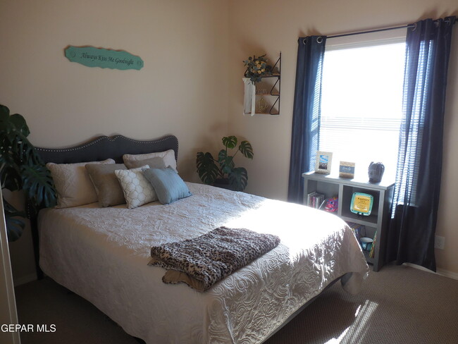 Building Photo - 12572 Paseo Lindo Dr