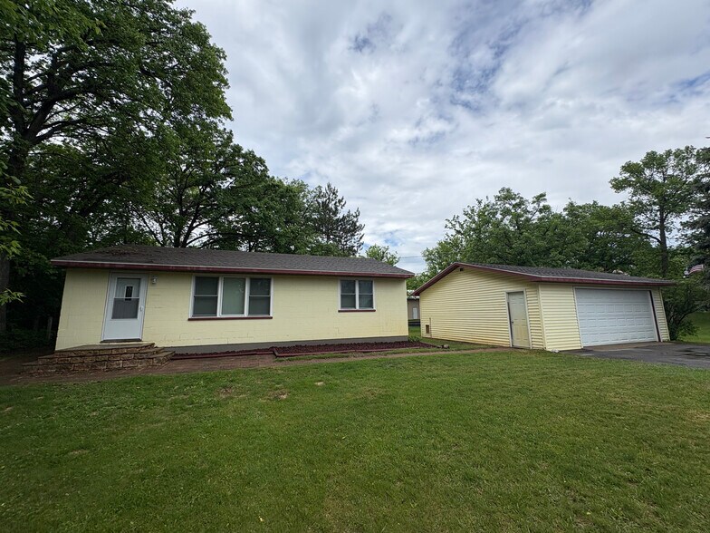 Building Photo - 11398 County Highway 17
