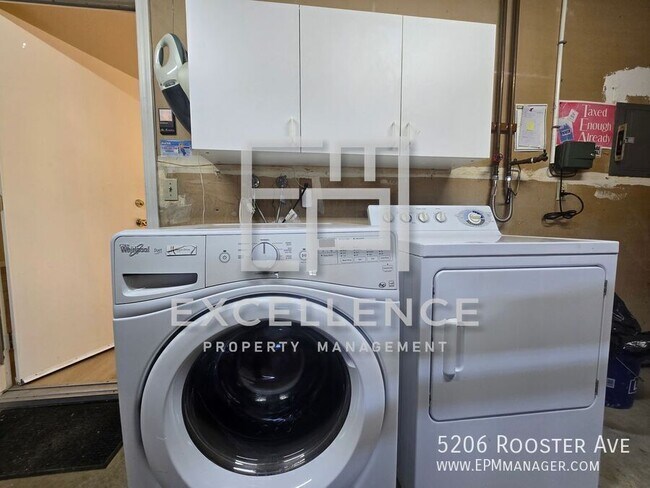 Building Photo - 5206 Rooster Dr