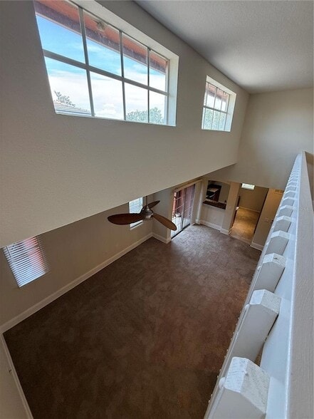 Building Photo - 122 Vista Verdi Cir