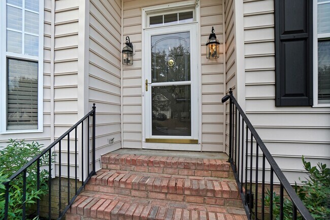 Building Photo - 11221 Grahamwood Pl