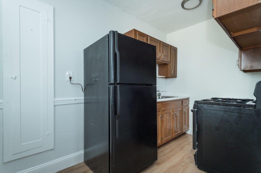 Building Photo - 119 Highland Ave